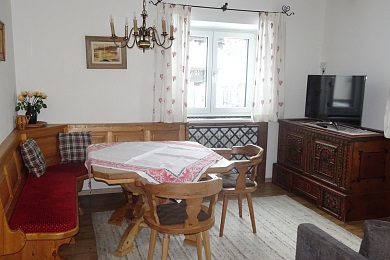 Cosy dining area with views to the town Holiday apartment 5 Elisabeth apartments