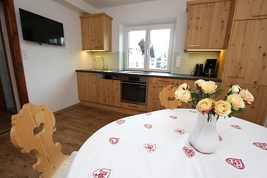 Kitchen and dining area holiday apartment 4 Elisabeth apartments